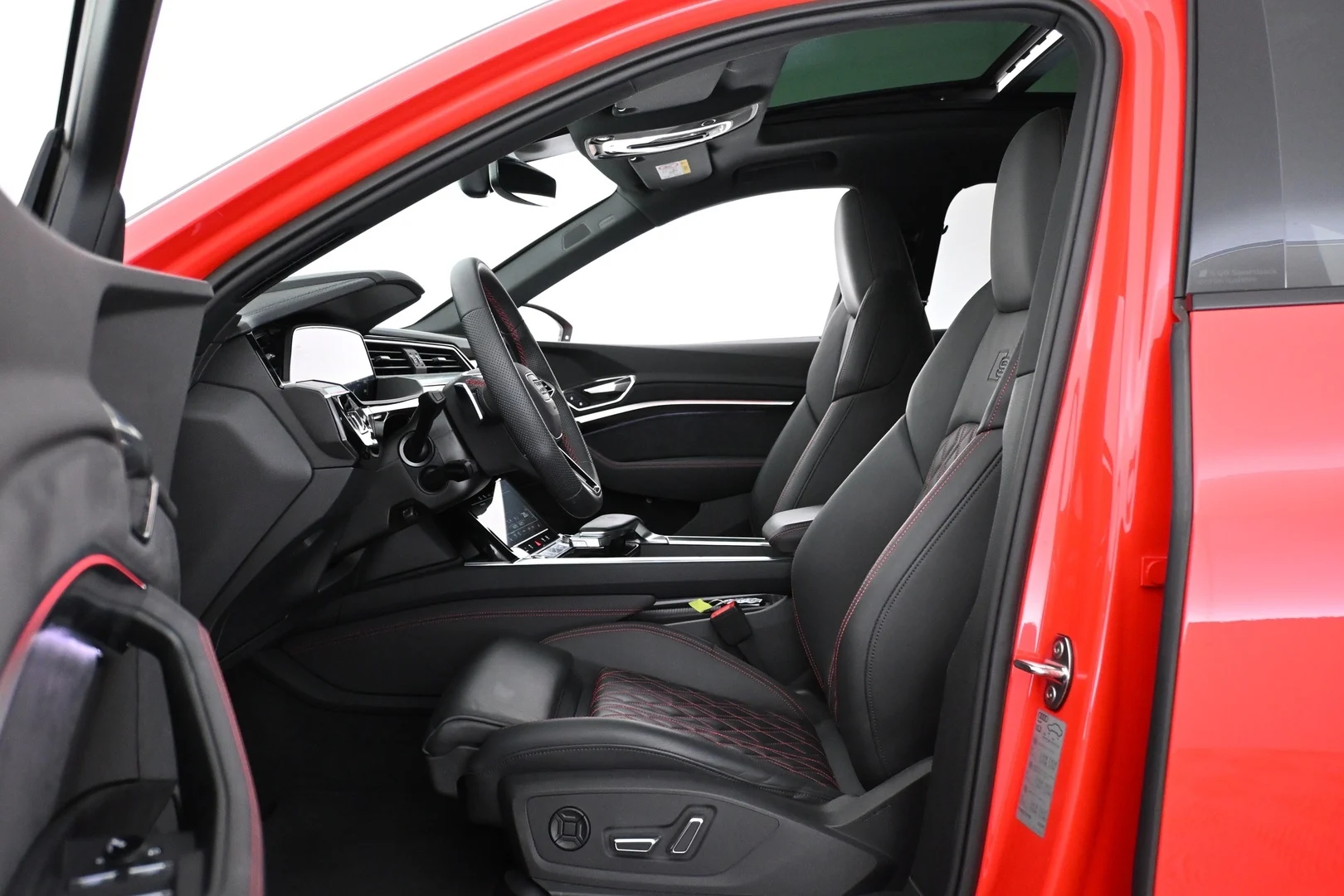 Car Image - 79TG8GiCDd5e8RDns5ghYe