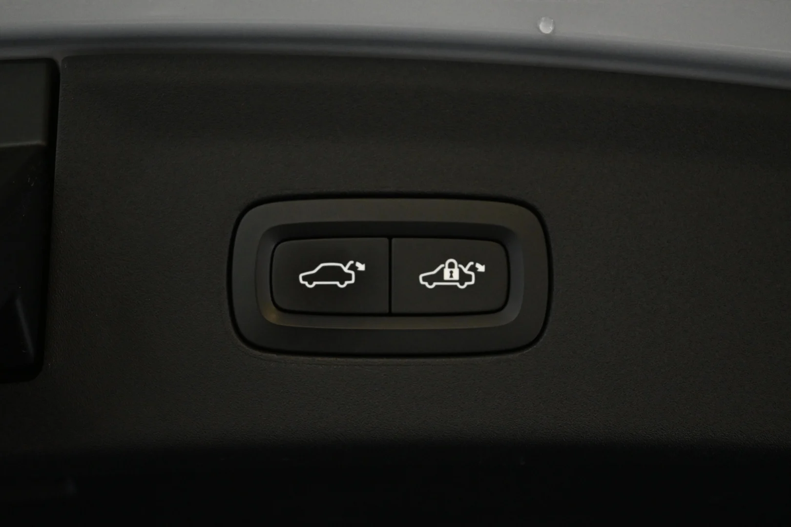 Car Image - 3OnZcBxmo0SqiV7BoXuAxw