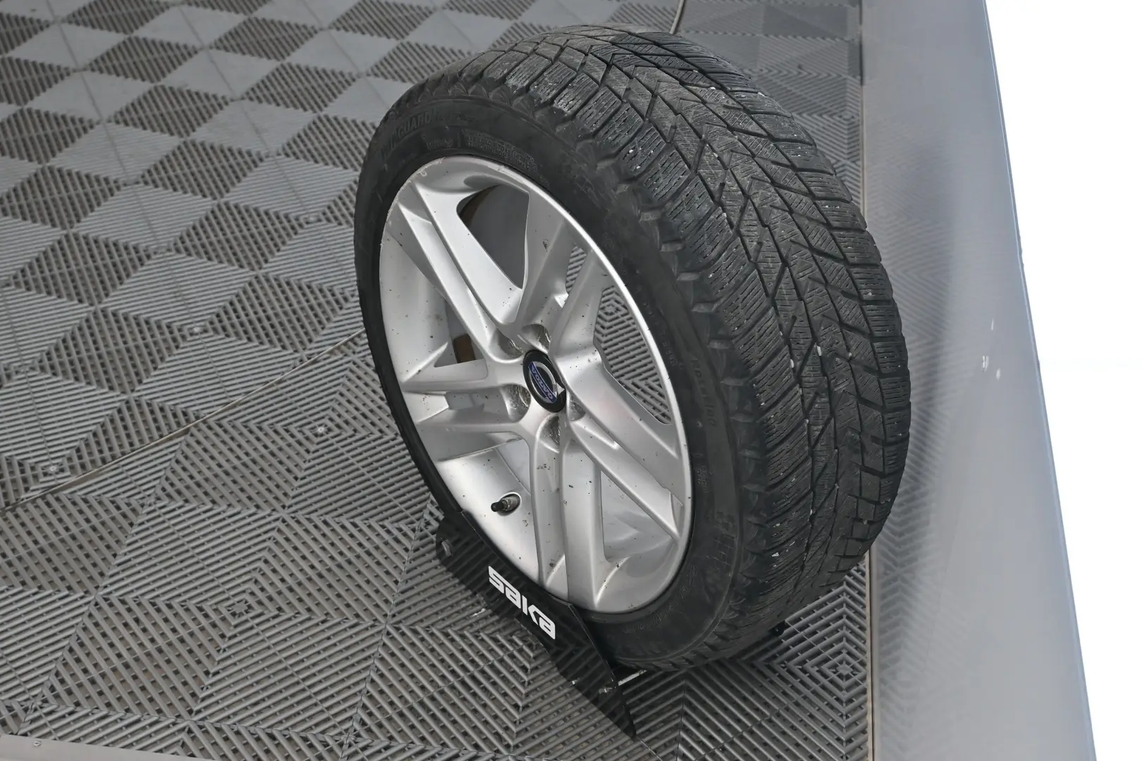 Car Image - NdqnWWmUYow3LkvZromhU