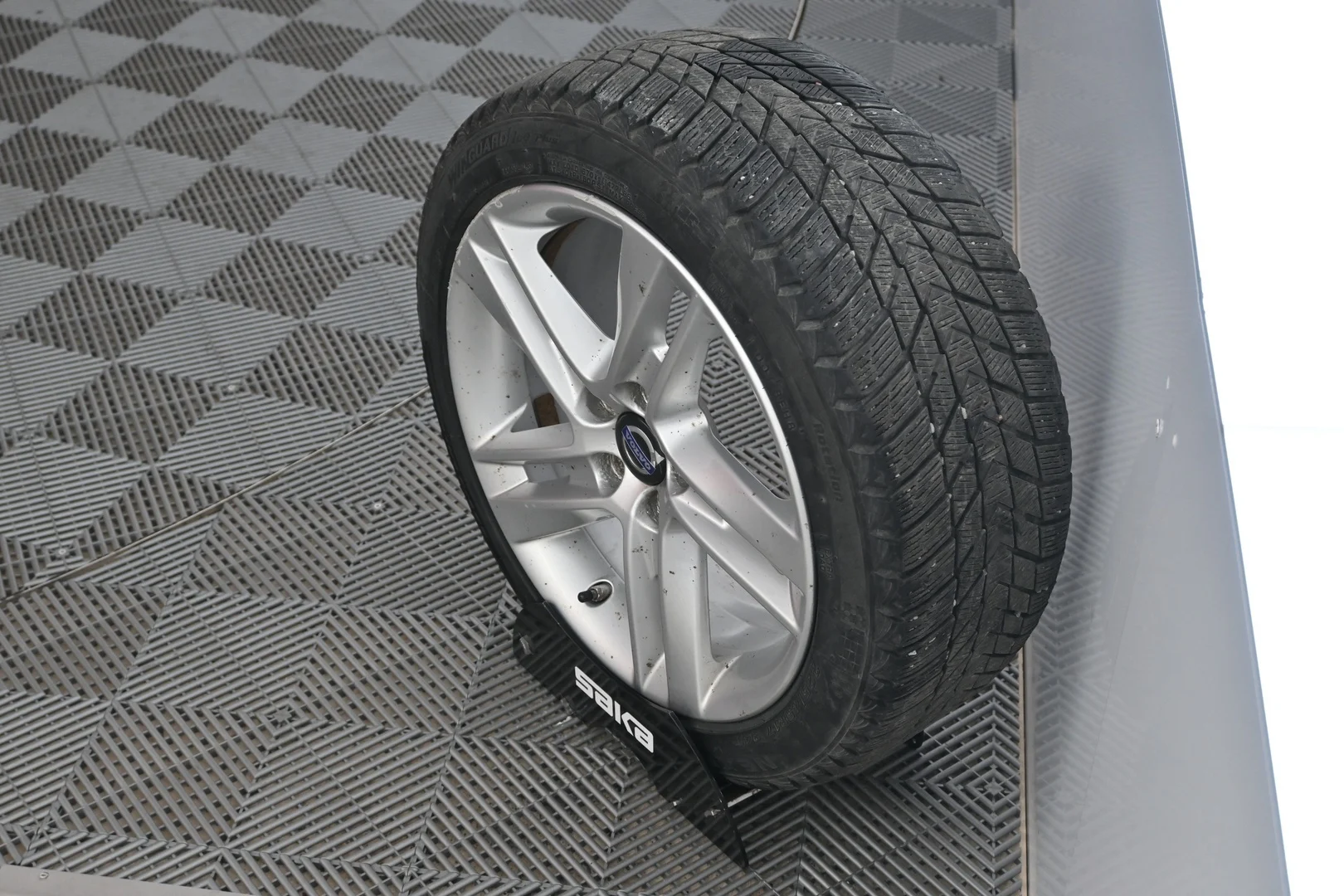Car Image - NdqnWWmUYow3LkvZromhU