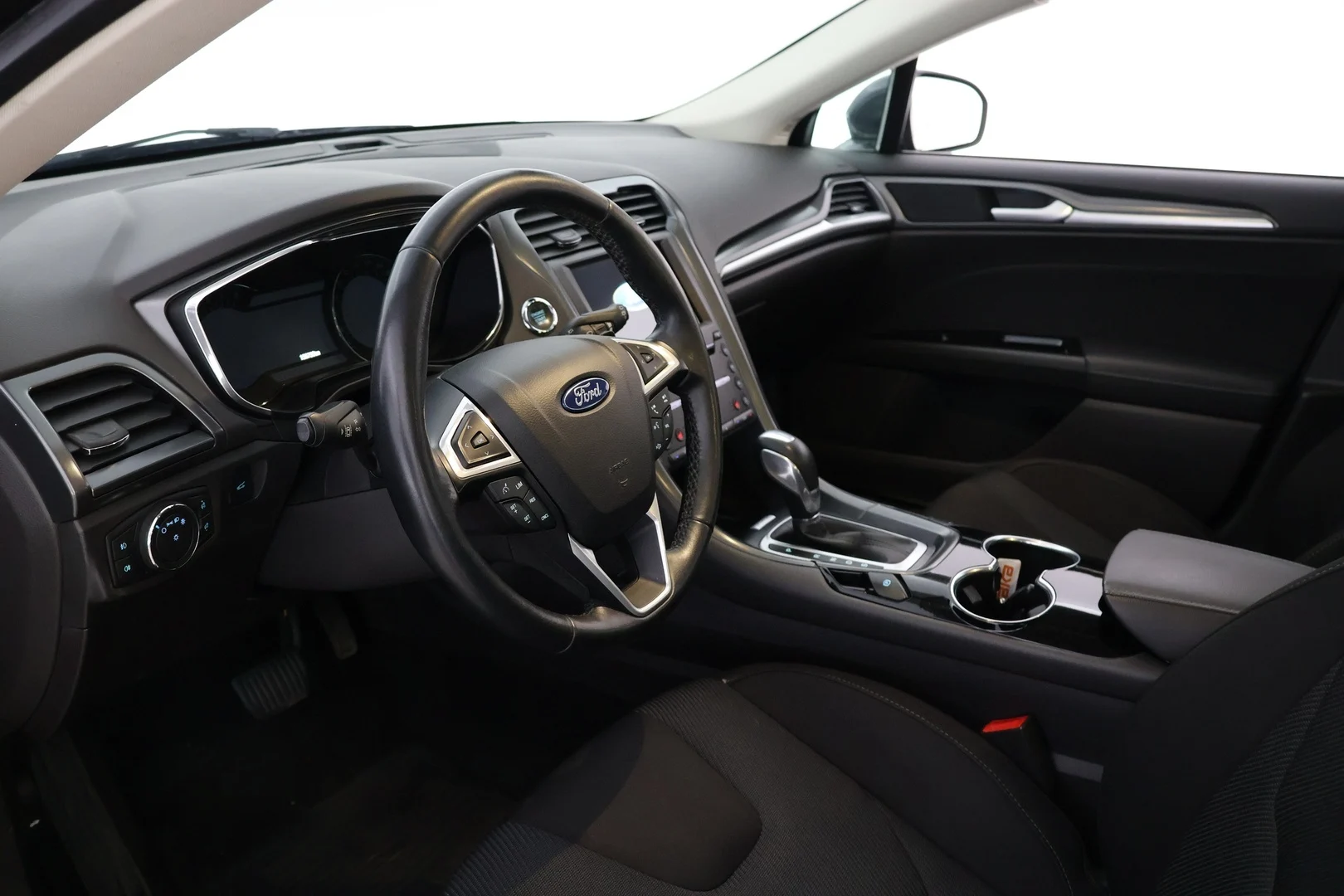 Car Image - 6cstHRUIfFeCCTSuG7bmOd