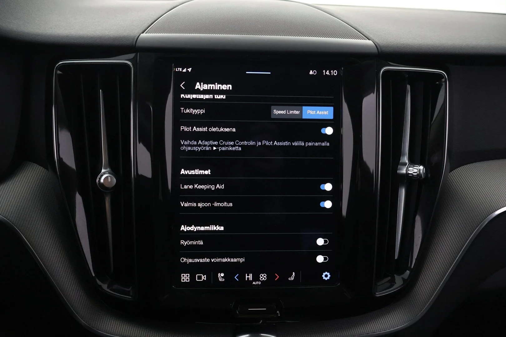 Car Image - y8QXUhw7qAzNICY6UaxLq