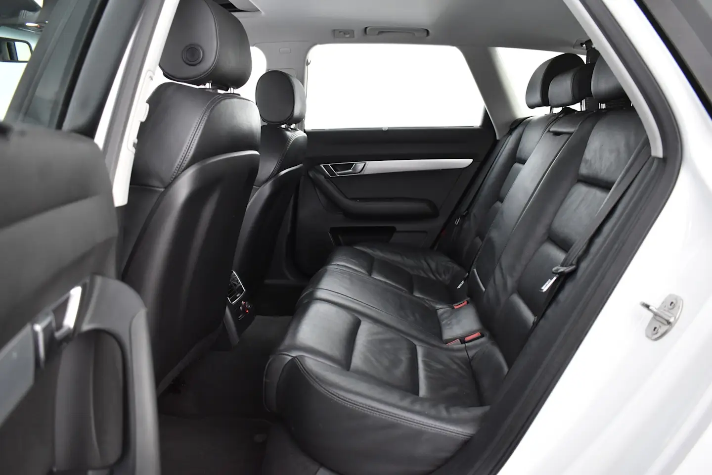 Car Image - 2T9F7VN3XHJGYc5phsLLS9