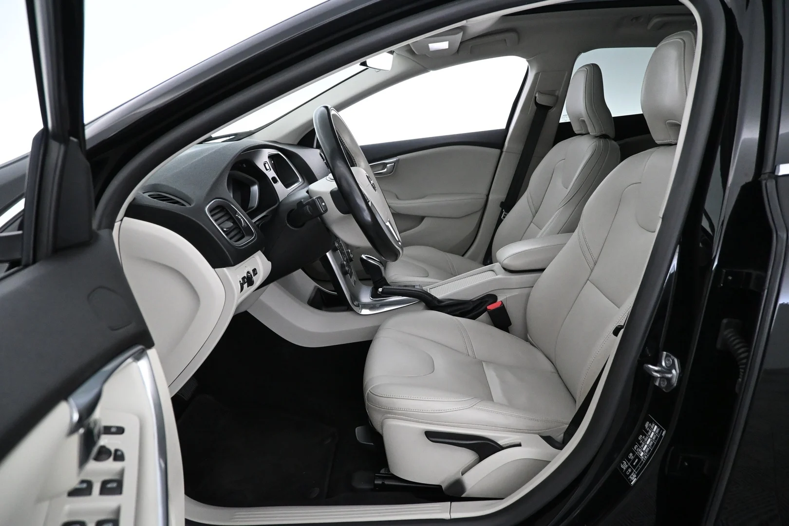 Car Image - 6gnxFVjbNKMKKlUKIBYwUH
