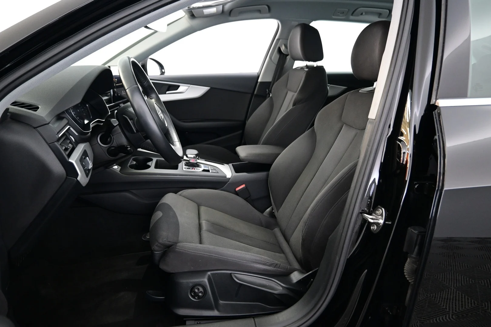 Car Image - 1SjSkxp3UvQPPOVk6nN1gv