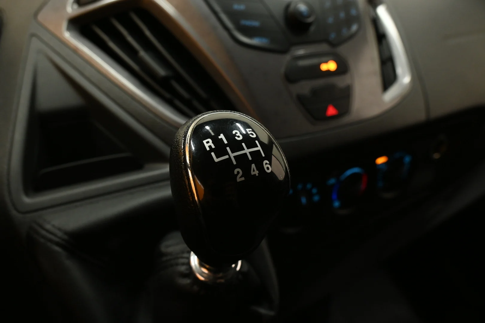 Car Image - 6PjcfuR6LS7WgExzchcFUE