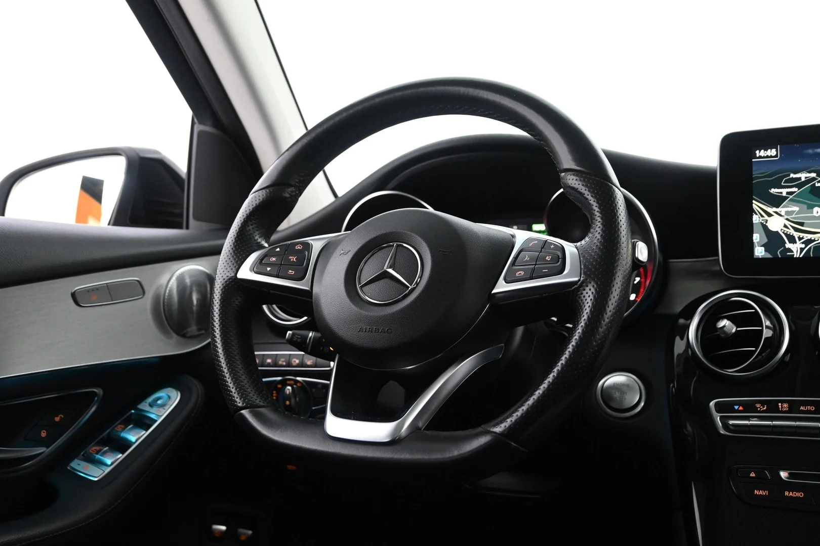 Car Image - 709QXXJAbLGCeKqNQ7FRco