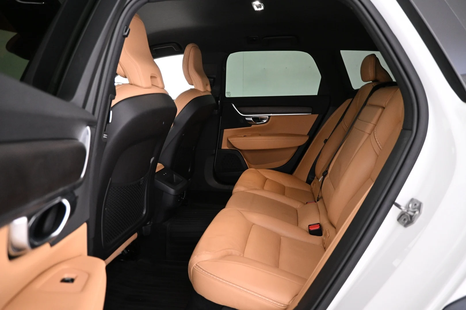 Car Image - 3egUbOLDoeFFR41UamIDIt