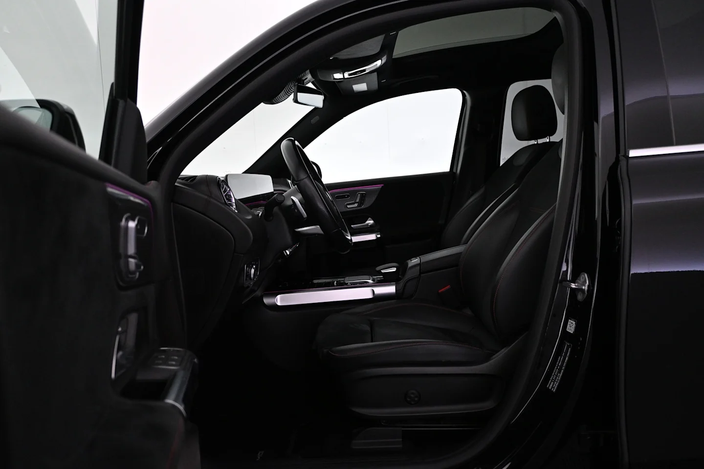 Car Image - UsILVOvaHHX3ahRXsKtTZ