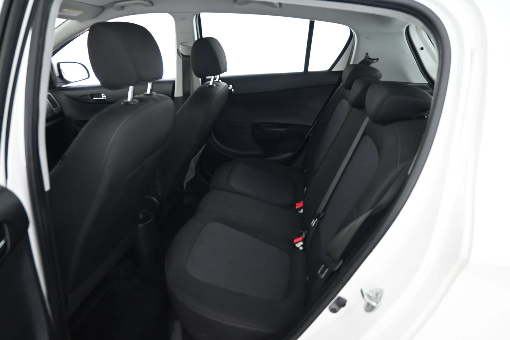 Car Image - 1pM3rxh4xaeTNcX44kZRev