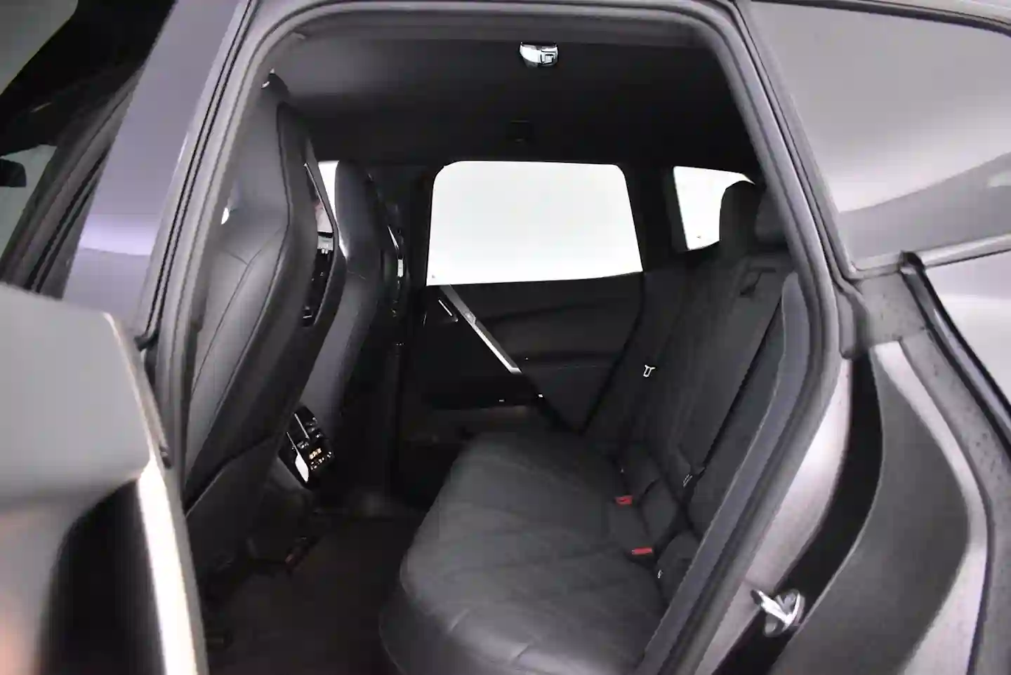 Car Image - 7ooej22ZN9BZMfeq1byapT