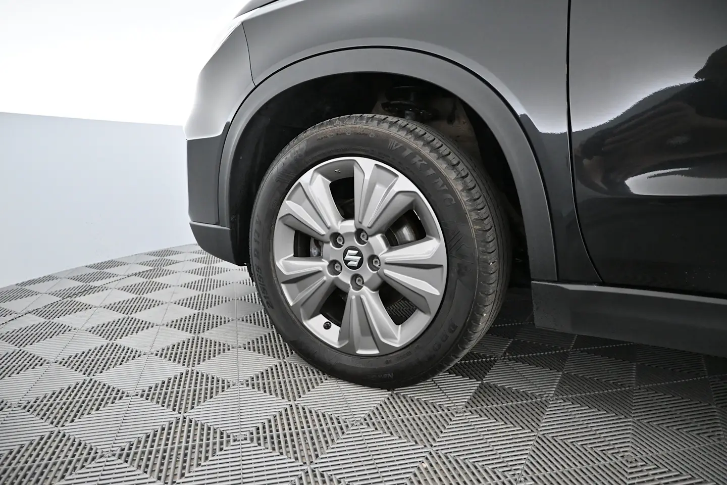 Car Image - 5BuFsD0CJF94VDKMAdZ18v