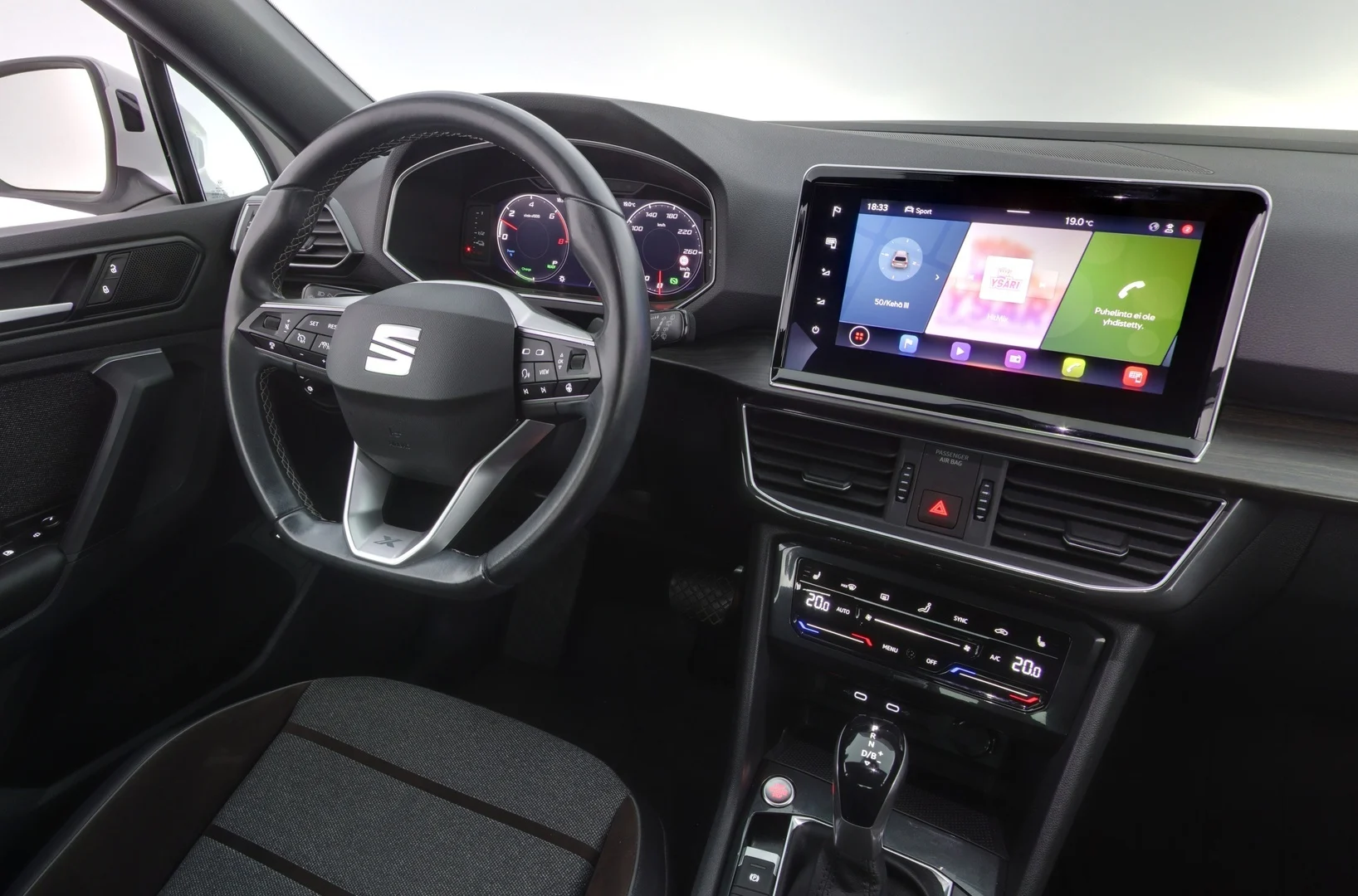 Car Image - 77KrzsmlvfeayfRYEfRrs0
