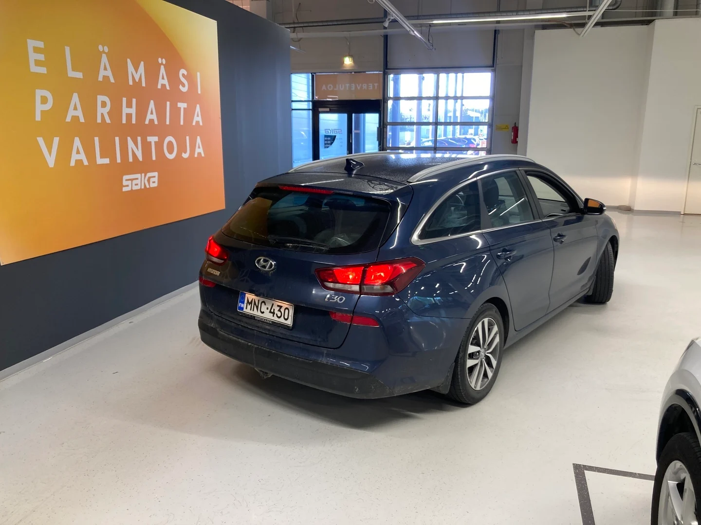 Car Image - 4UqRvh0XhgQSXgyZkbbYZh