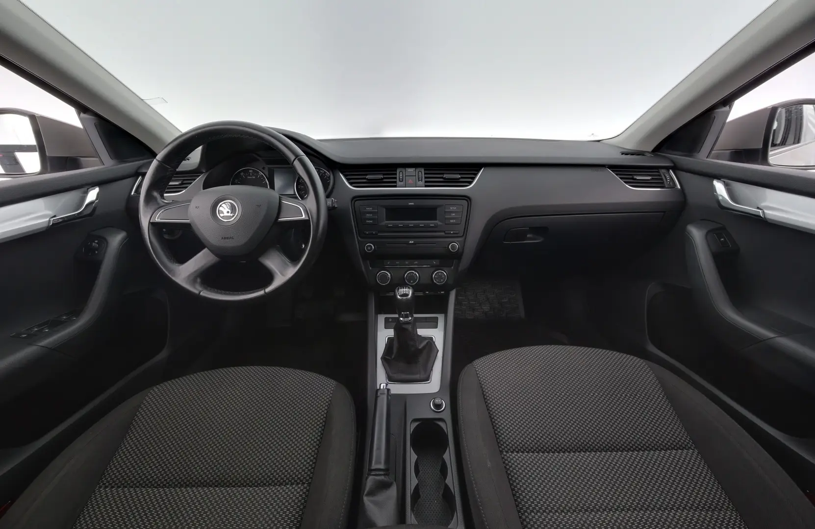 Car Image - 6yMxWjX03Laa2pMuPRhQwv