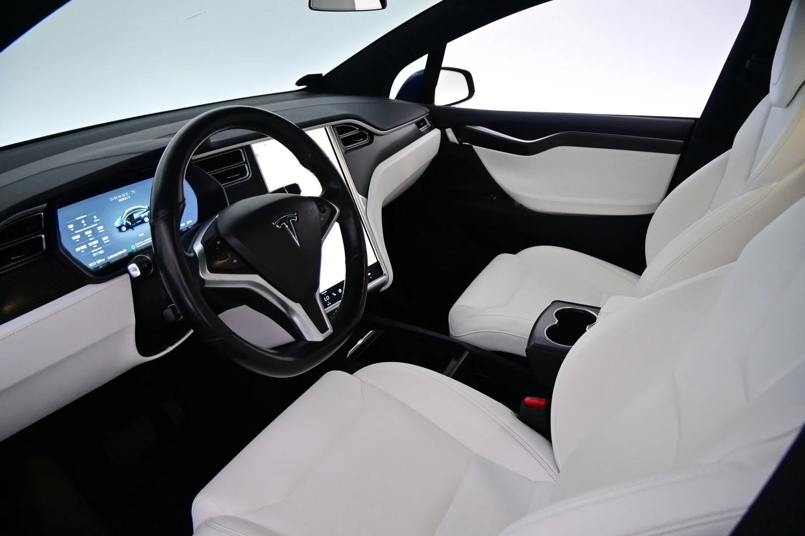 Car Image - 3dfietUaewlPtmt6iE2Ely