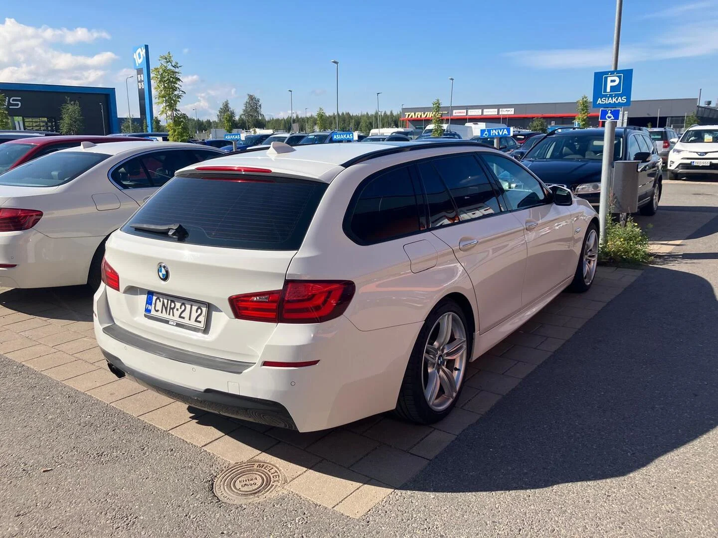 Car Image - 3ytm3IczFrE74hMOMk9L0R