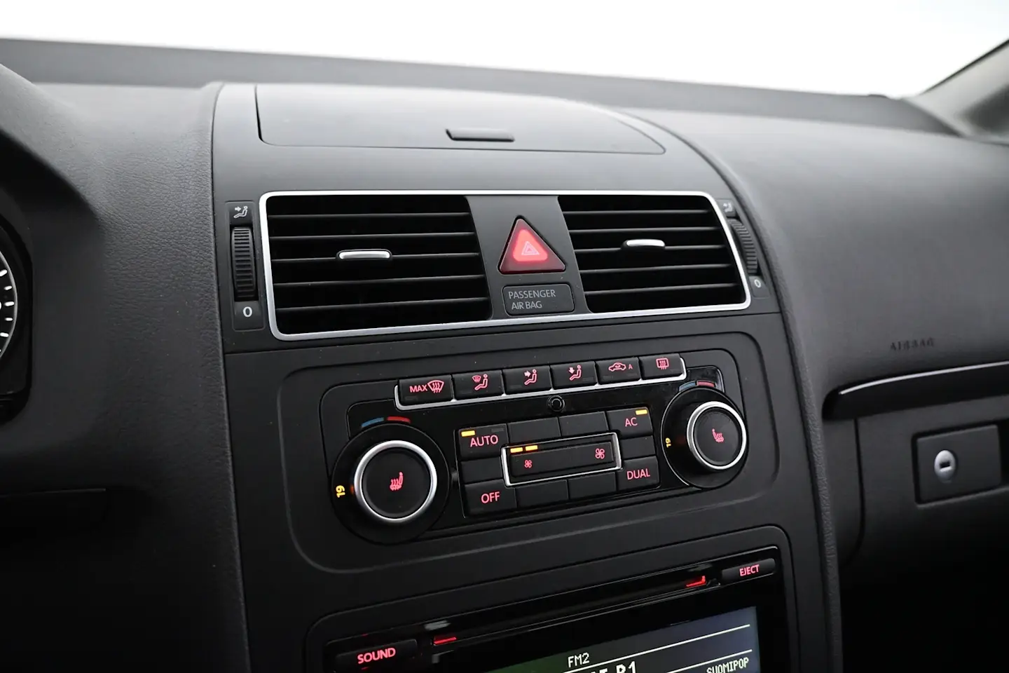 Car Image - 7DaFX37COitguY9DbIhVTh