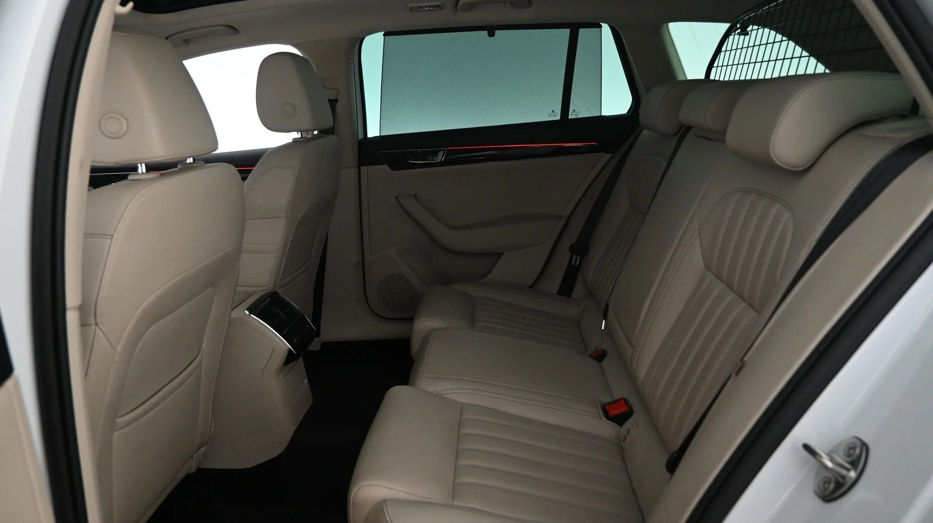 Car Image - 4GjX31MOqagEk4ofi6uoR7