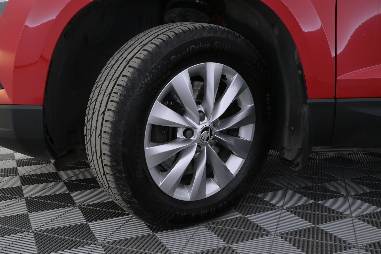 Car Image - 2qalZVL2Mkn3Q2xyREPto1