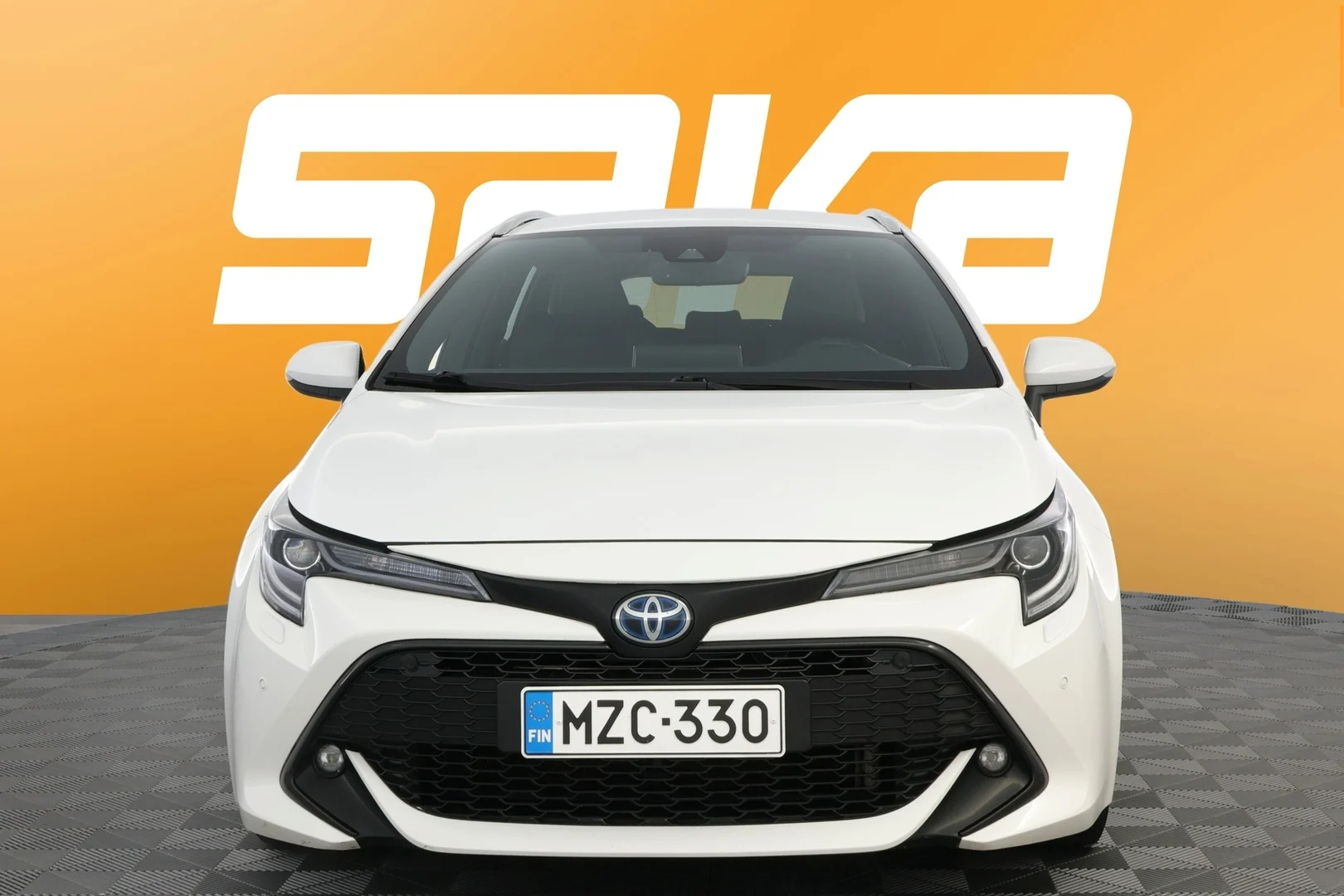 Car Image - J9XoP6q9M9kOTichym7FI