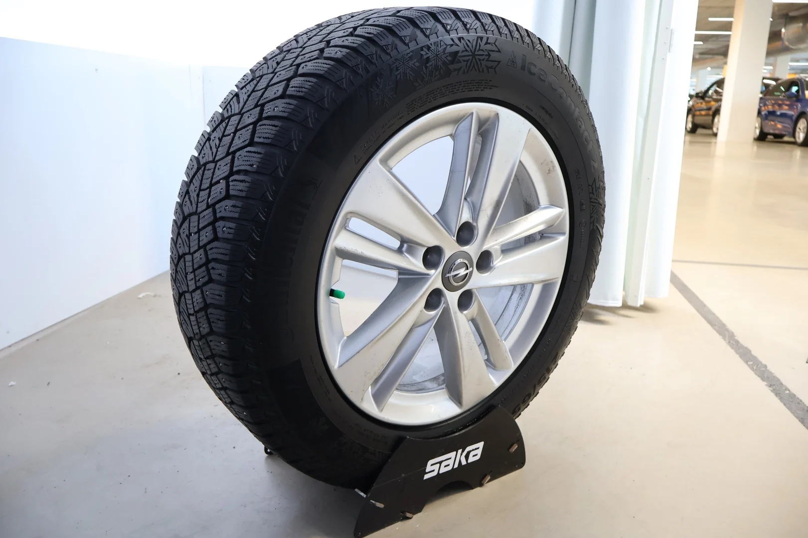 Car Image - 2N850zE7CNqU7Rz4bhTdpS