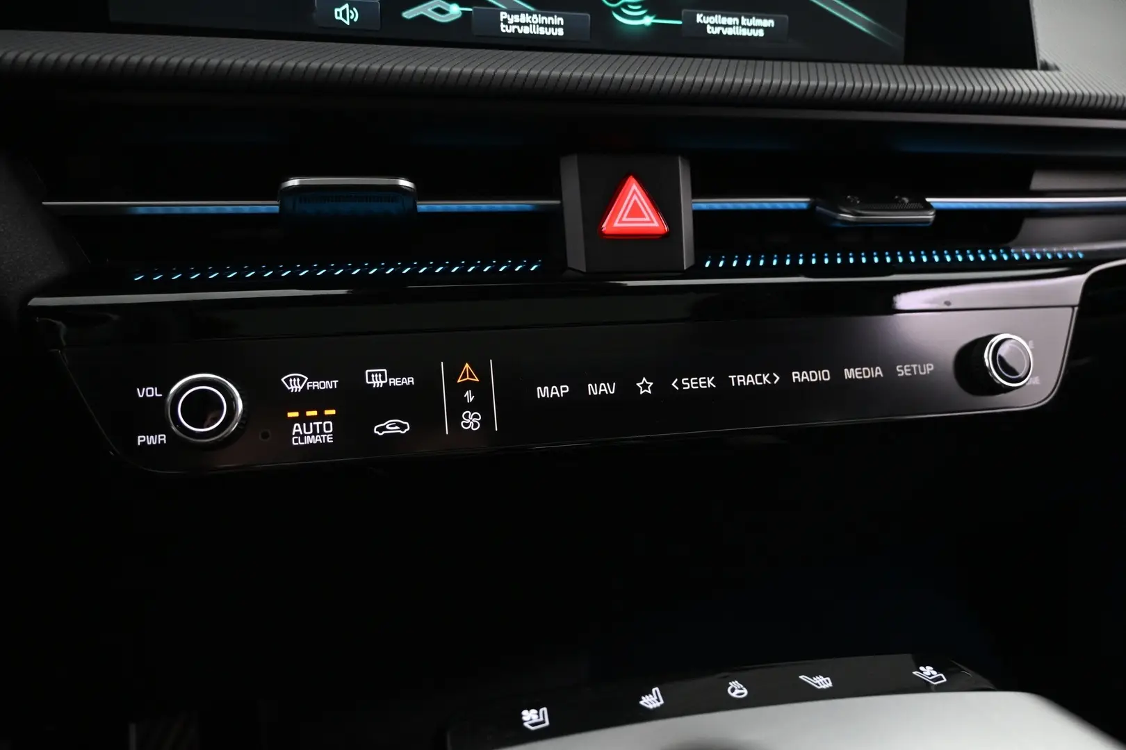 Car Image - 3TyiBY2lCol9xh9y7TNQeK