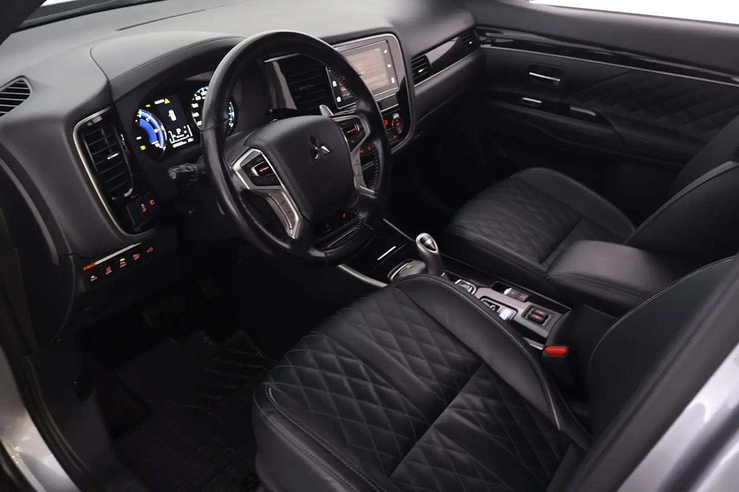Car Image - 7wJELujMg62JUqws0XwakE