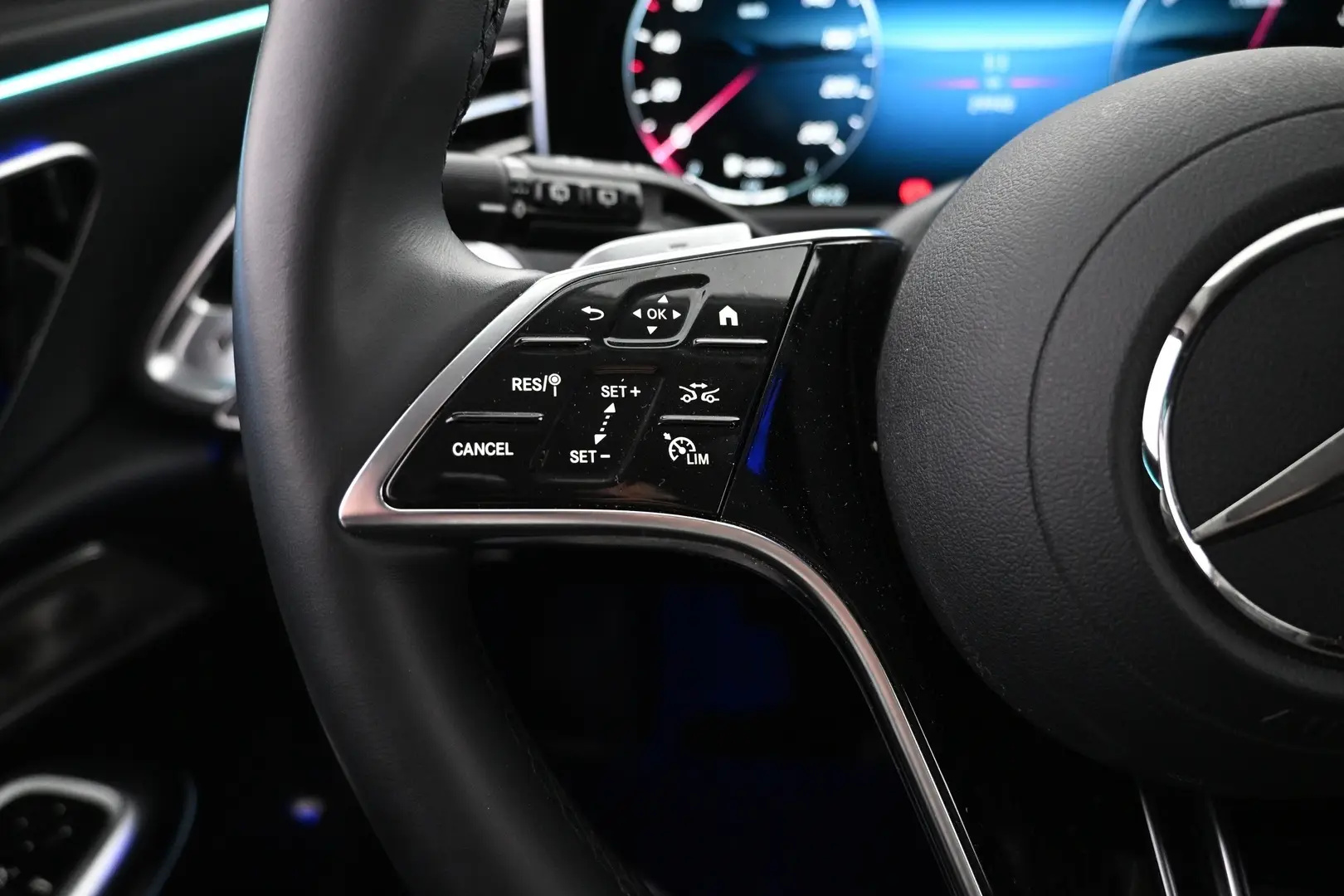 Car Image - ajg00JJ0vSXFdih6oeUEG