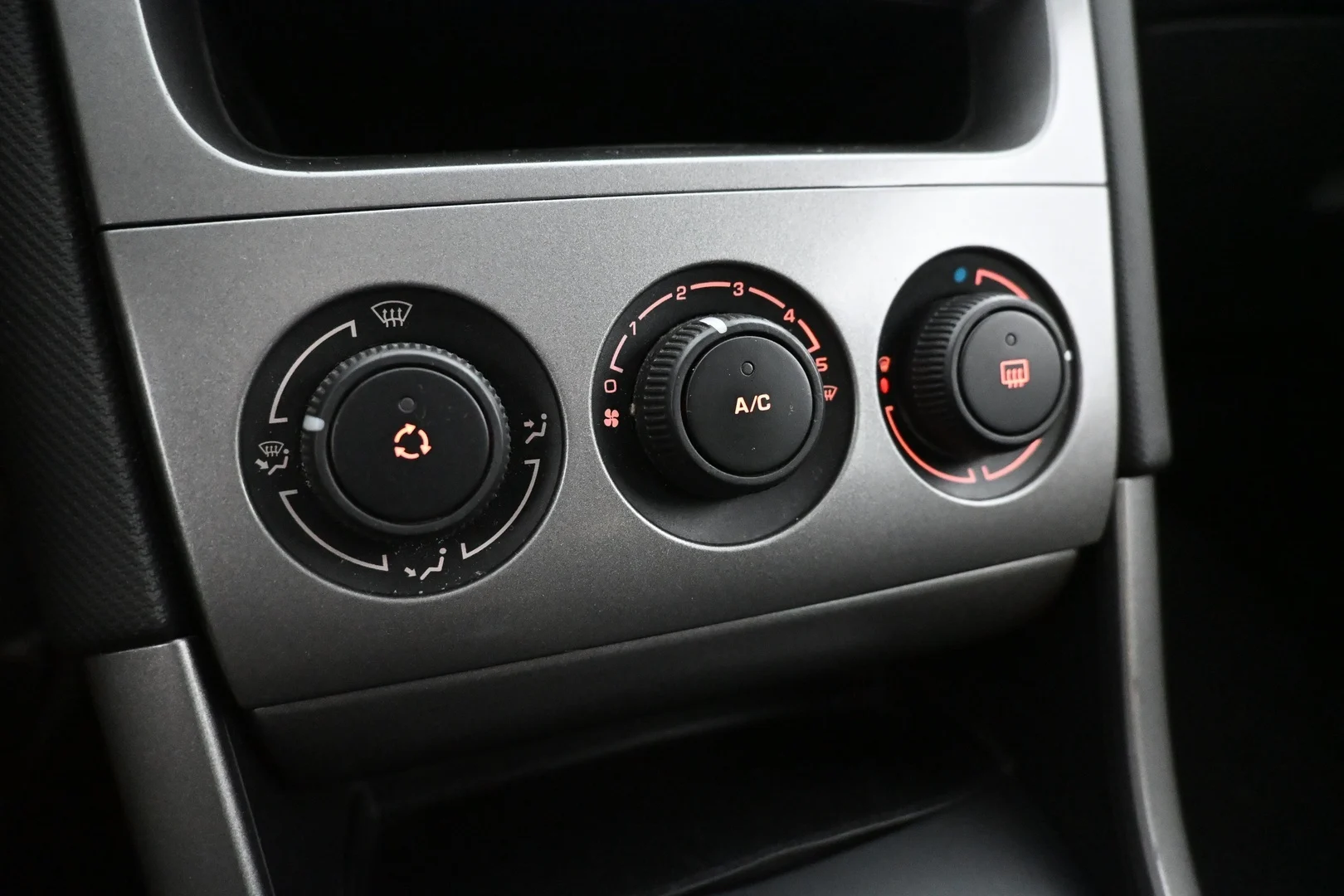 Car Image - UAWamKTKQ601PIKZQXagt