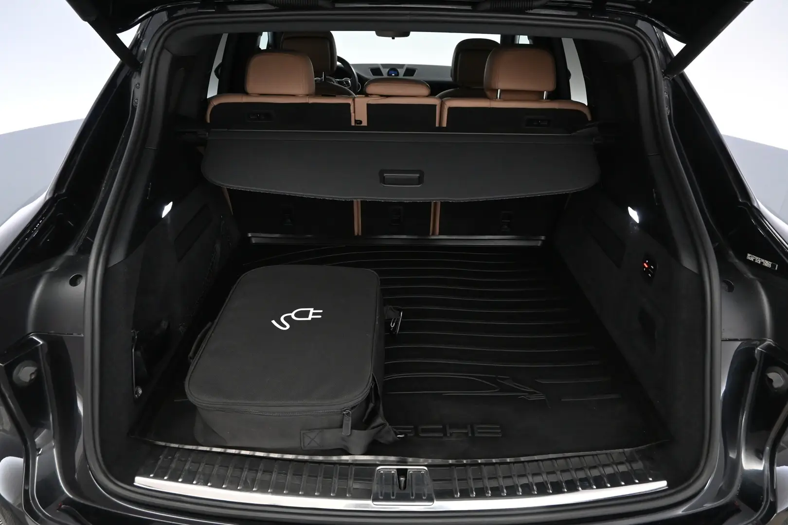 Car Image - 3AFkhPA6BWbNR0MGsWlOcd