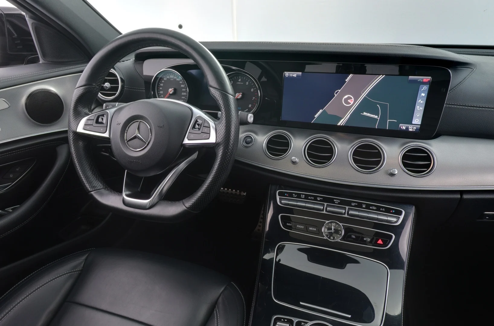 Car Image - 7IKRQO6GmrScPINeXgvHig