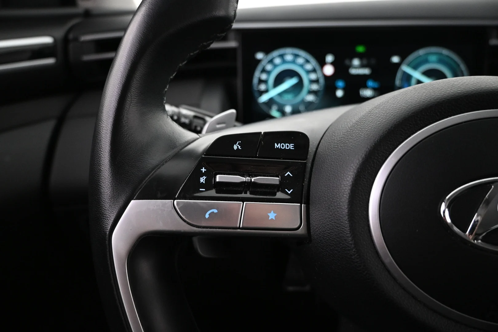 Car Image - 6CtvPAOGkYURbCcYCz03V2