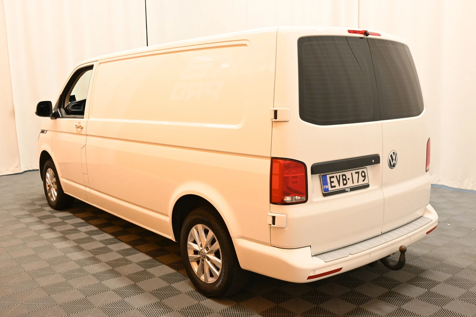 Car Image - 4JEFbKgIc7uCJ8xDqhfBPo