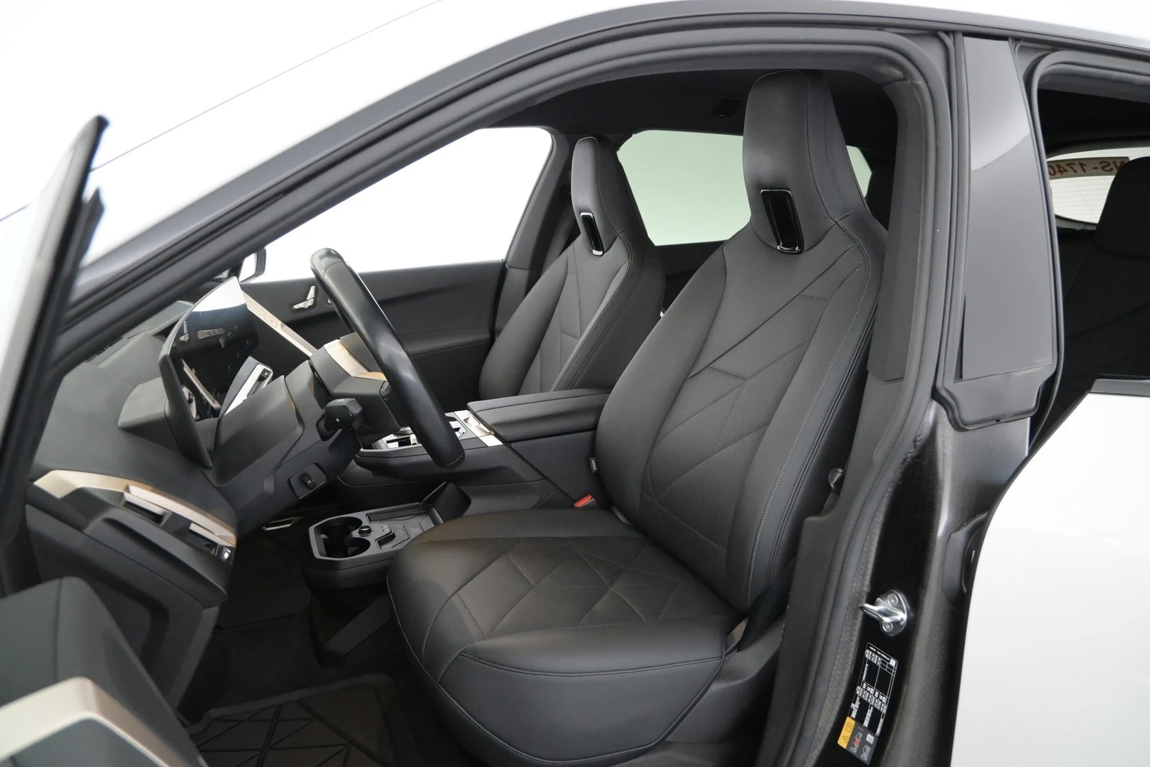 Car Image - 3z4kraPAMUMdFH9uow2ODB