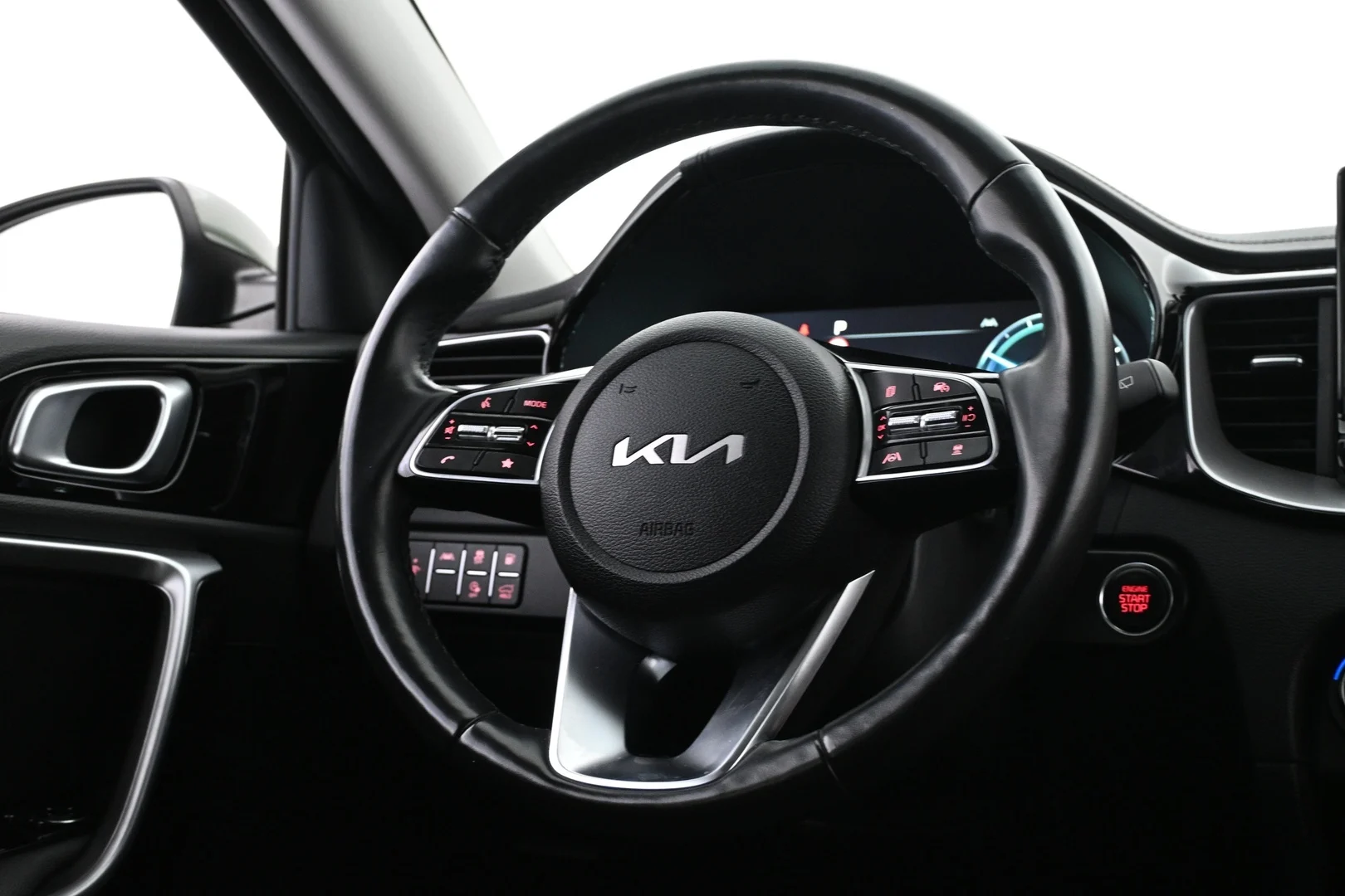 Car Image - 7lYoRTIzRgFmbeWvzYjFm5