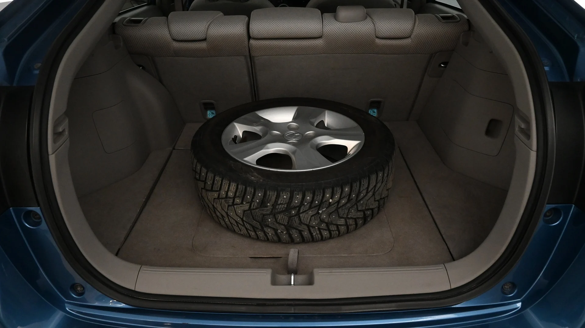 Car Image - vixXyQQcGJK9ligulhgPQ