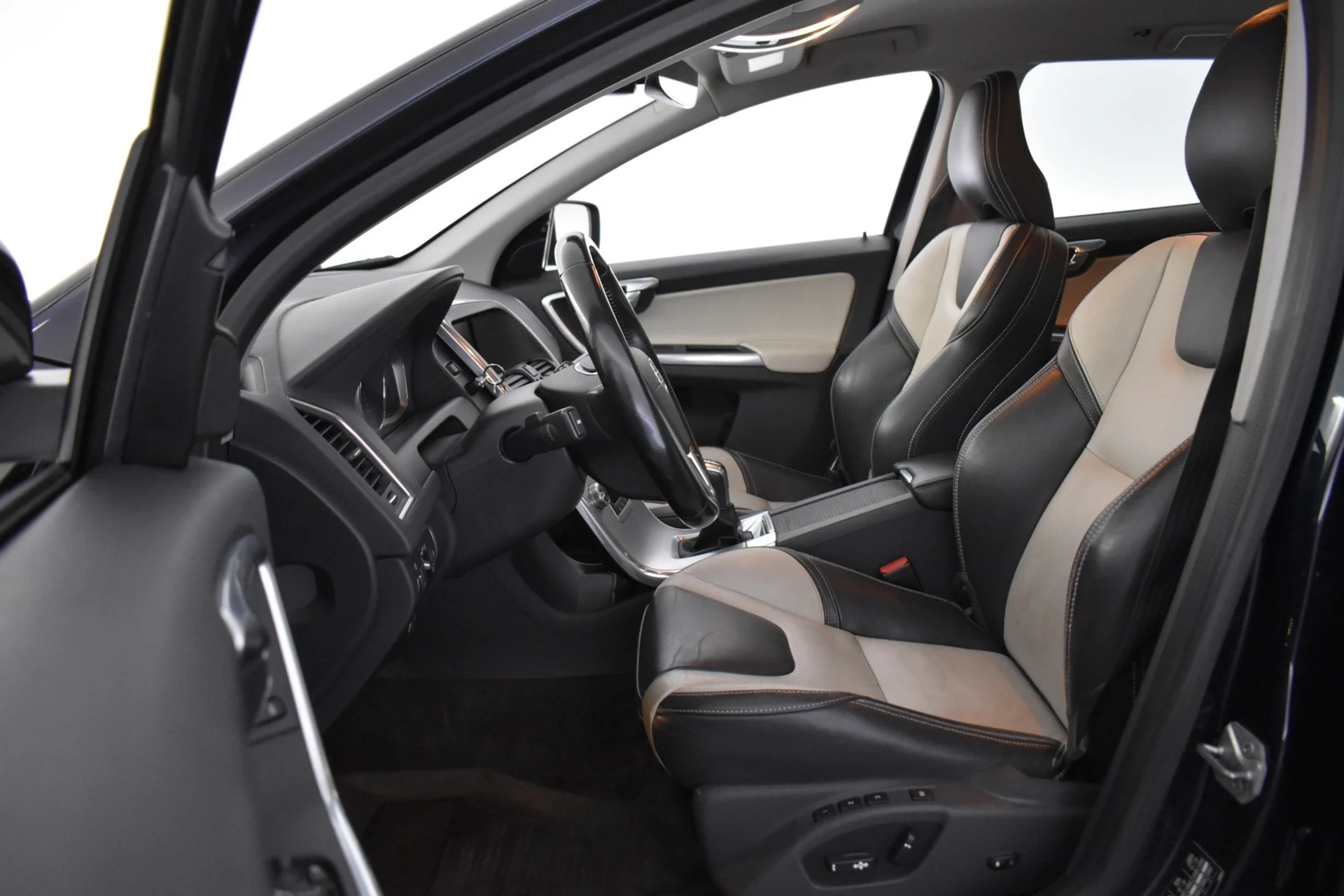 Car Image - 6ntizrJS4lKNVp8E2yy5jX