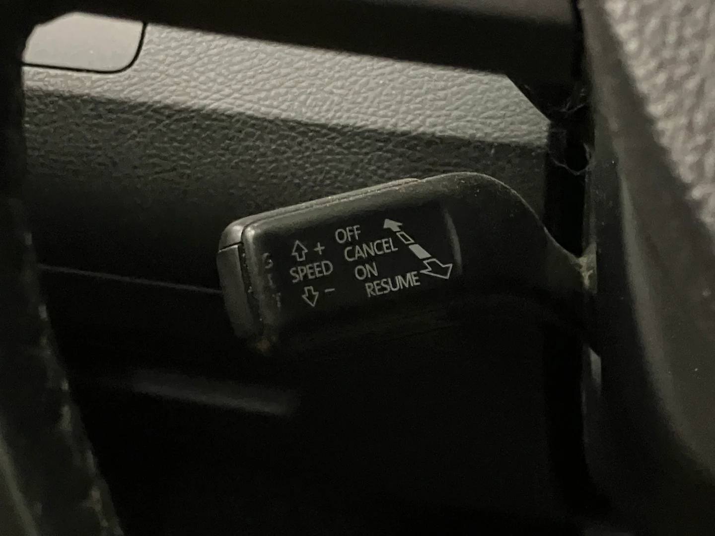 Car Image - 2dBvQjay7jjB122nyeob1u