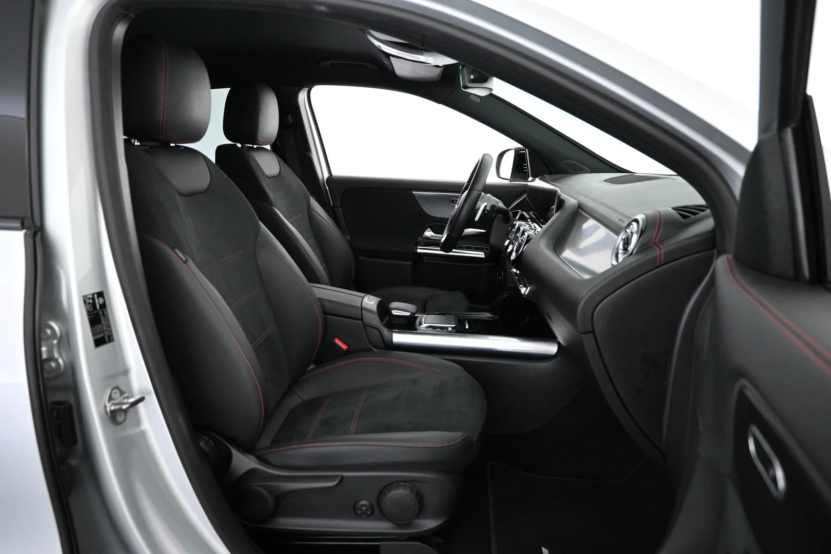 Car Image - pIHxY9w6fVBzfWVLK2Gzi