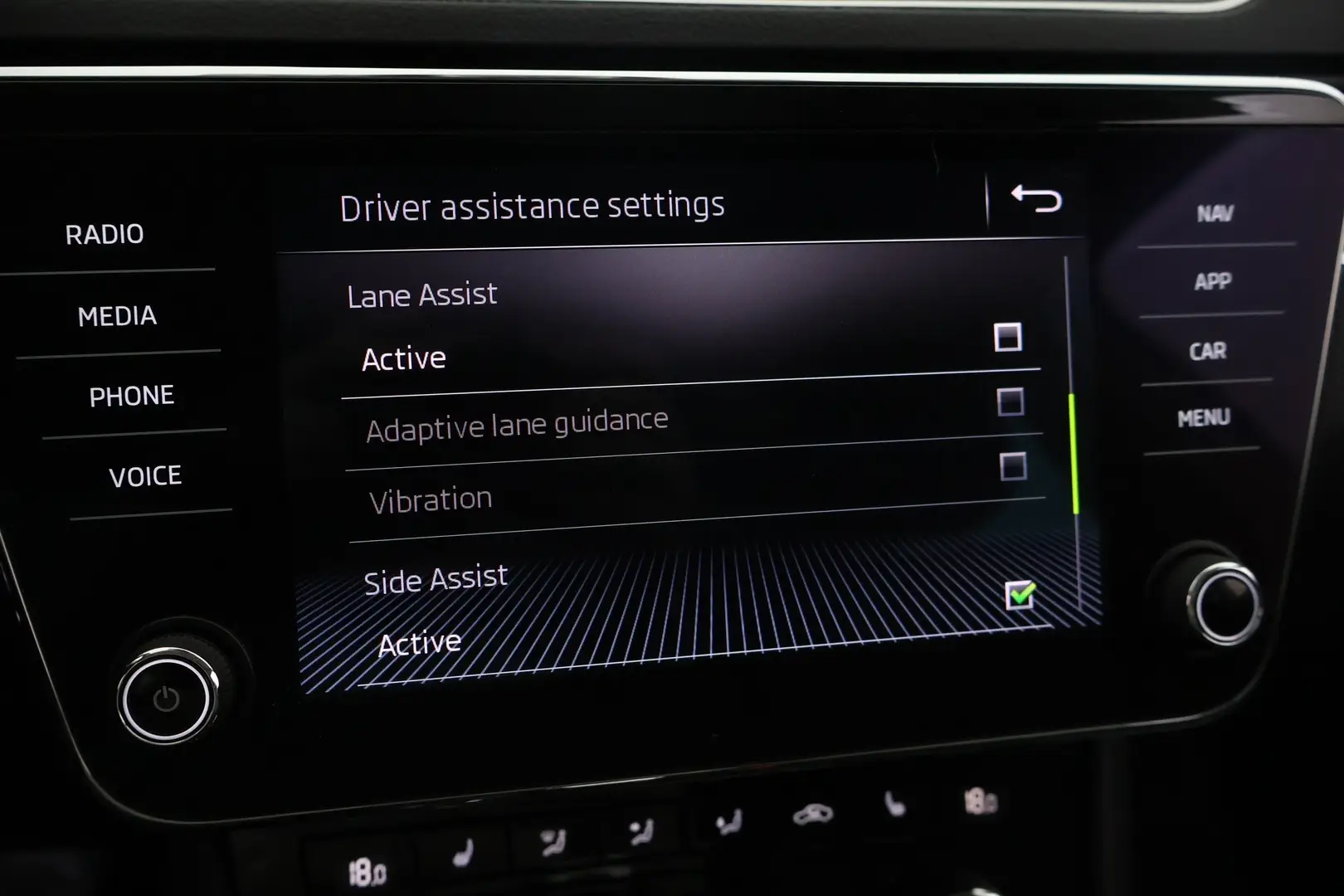 Car Image - 1ppMhnNLcfkB6NYqHdQyeJ