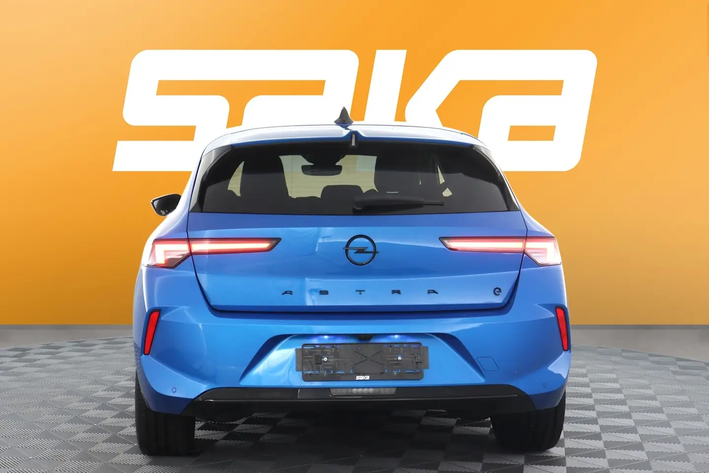 Car Image - 1zdnYLPUmmDFWTTuWTjMMg