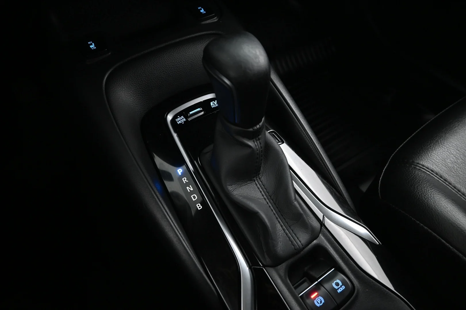 Car Image - J9XoP6q9M9kOTichym7FI