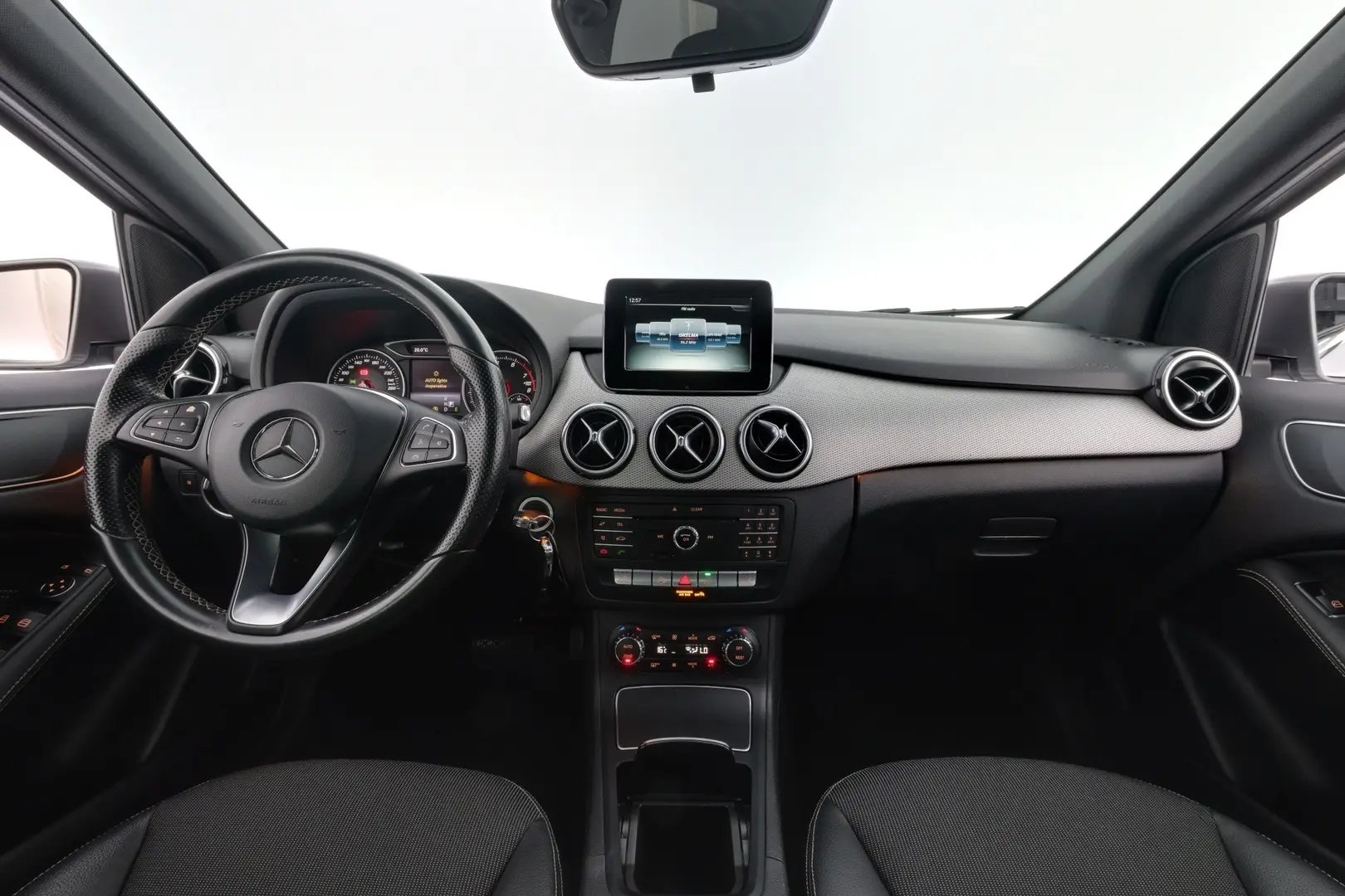 Car Image - 63U7z3QC4Lm5xdyZi4ukEs