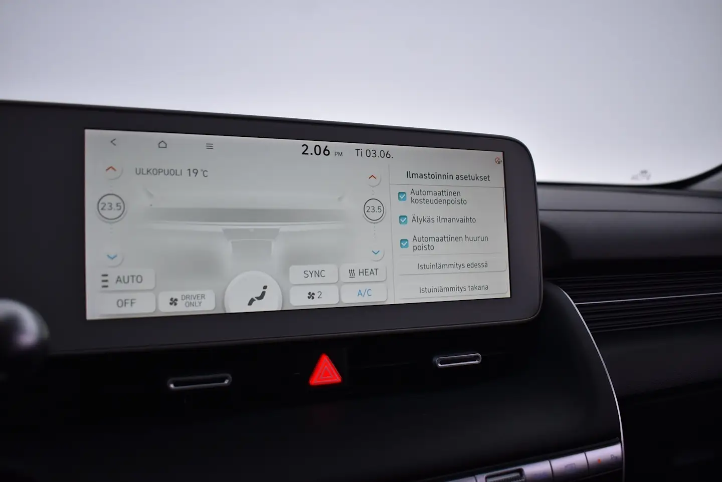 Car Image - 23sksTuB0nj7et6O7vlv6l