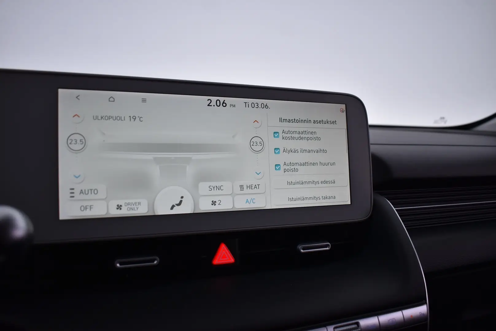 Car Image - 23sksTuB0nj7et6O7vlv6l