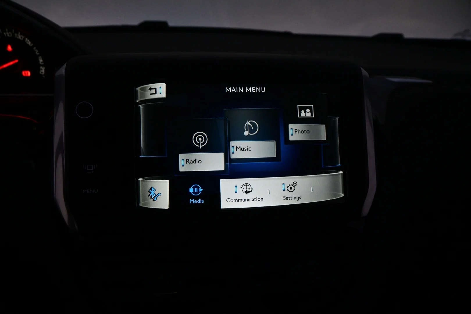 Car Image - 0jIywucNCcn2X4bDX2m2q