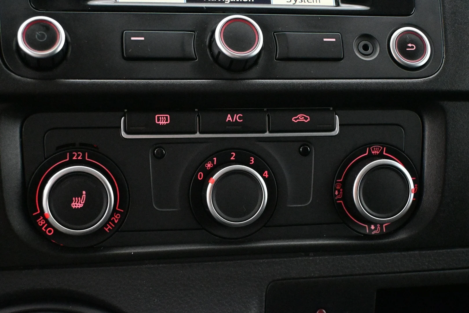 Car Image - 2xtvRw9IgmpbBlDGveDVxz