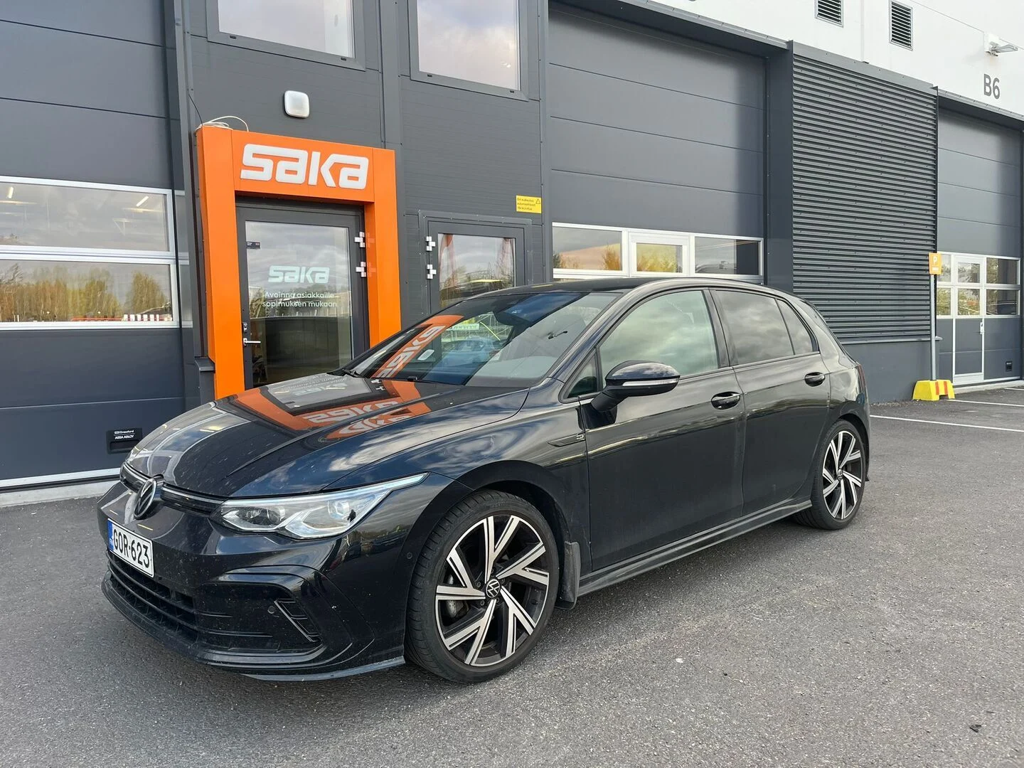 Car Image - 2C8Bemhi8bt1owWW0BPvwa