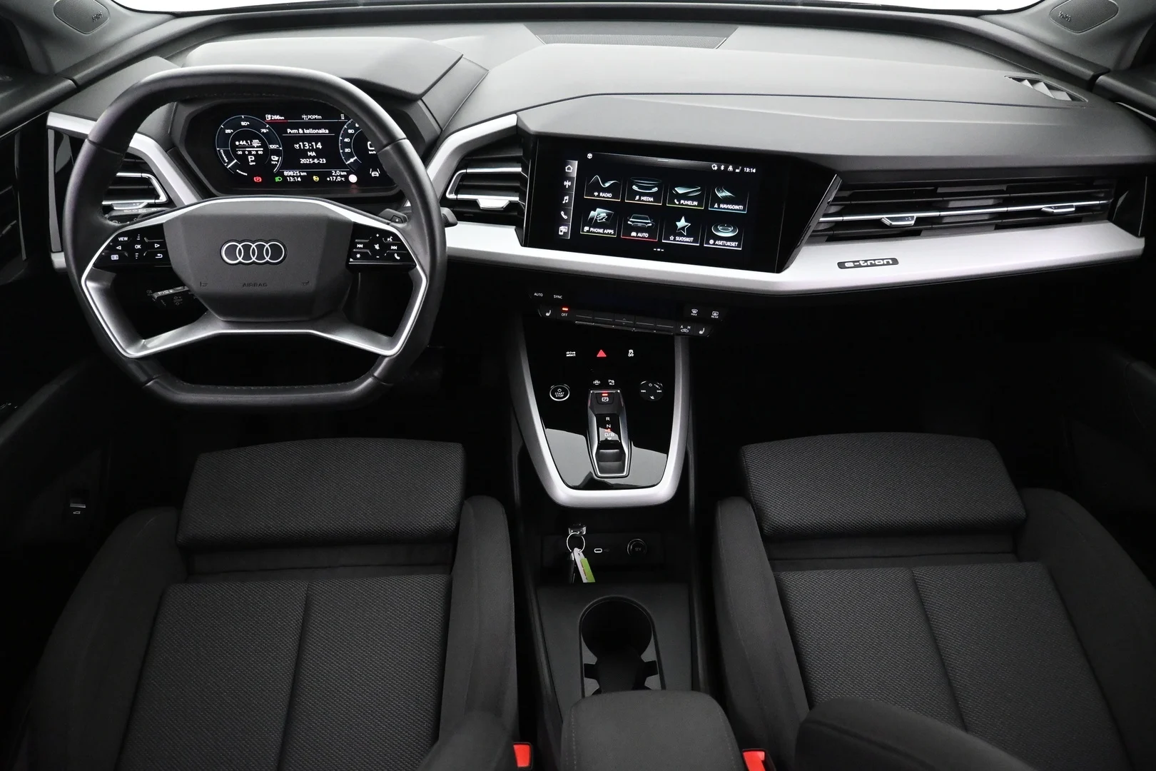 Car Image - 4v81kHMqxU1VzlkBV3450x